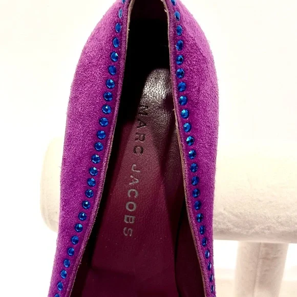 MARC JACOBS Purple Suede w Blue Stud Bow Accents 1.5” Heels | EUC | Size  37.5 - Picture 4 of 7